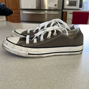 Converse Unisex shoes size 3youth Woman 5
